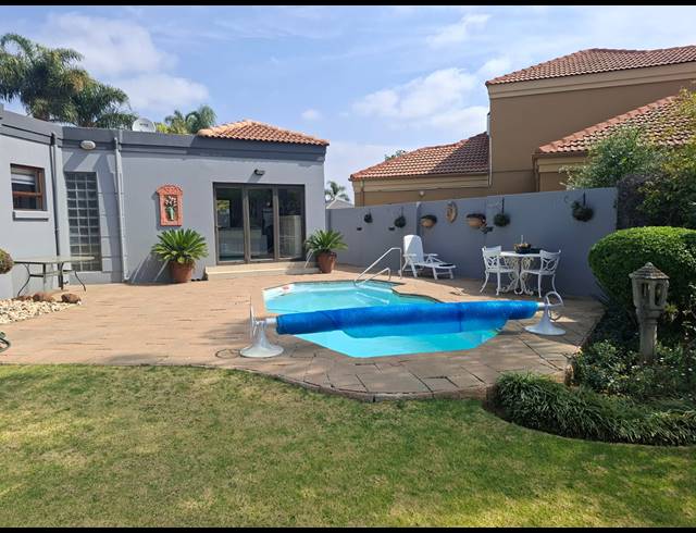 3 BEDROOM HOUSE FOR SALE IN GLEN MARAIS